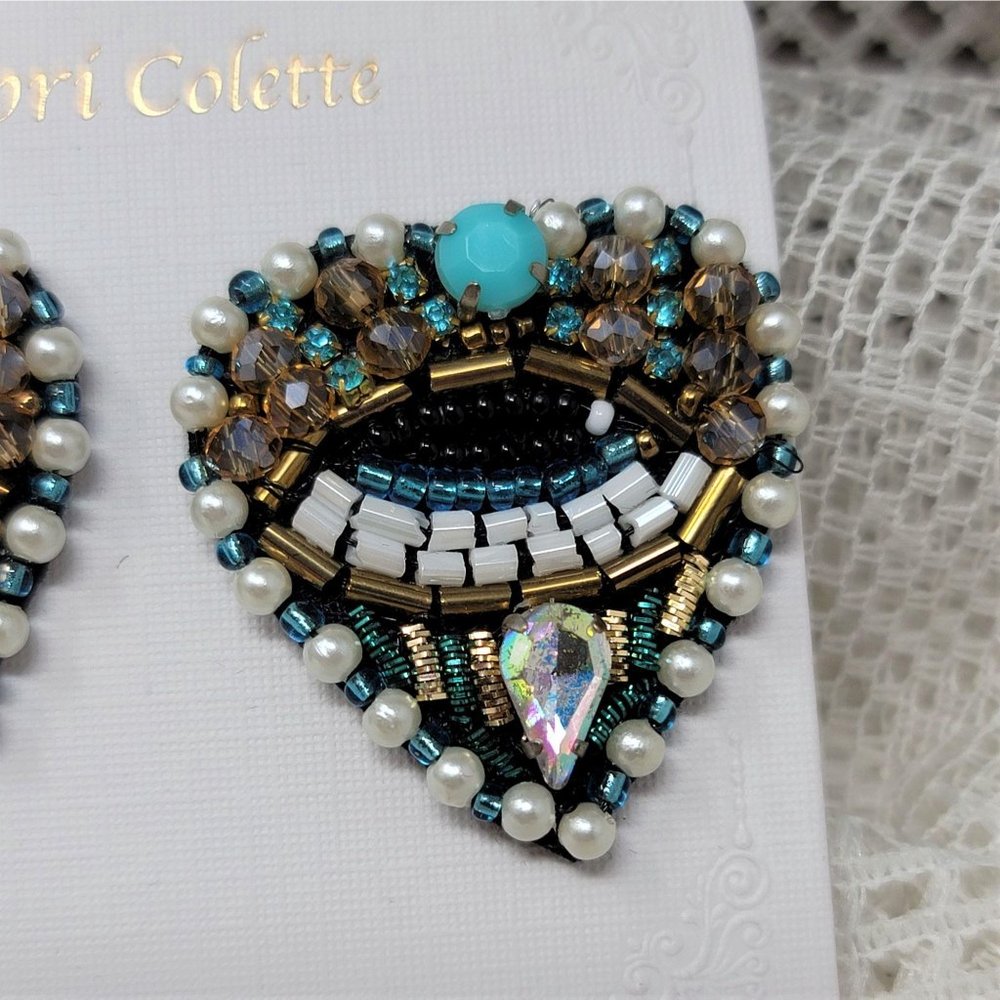 Capri Colette Rhinestone & Seed Eye Earrings Pierc - Picture 6 of 8